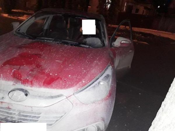 В Ессентуках под колеса внедорожника попала девушка